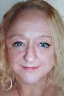 Profile picture of psychic reader Clara